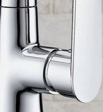 Load image into Gallery viewer, Kitchen Tap Modern Chrome Faucet with Single Lever Control Stainless Steel